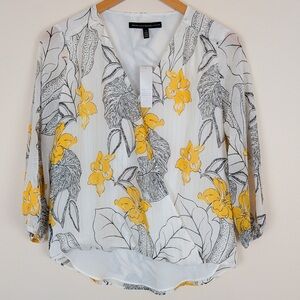 White House Black Market 3/4 Sleeve Floral Feminine Botanical Top - NWT